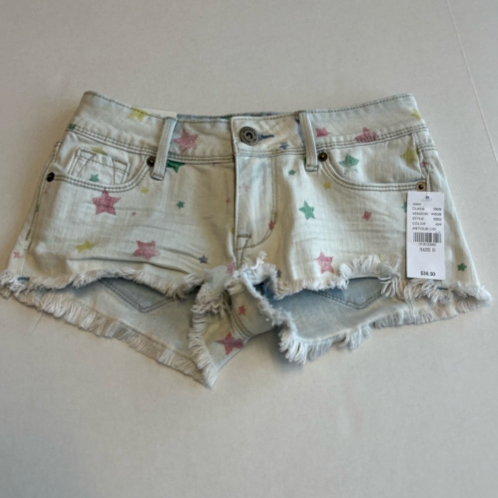 Bullhead Denim Co Star Print Frayed Short Shorts Size 0 PacSun NWT